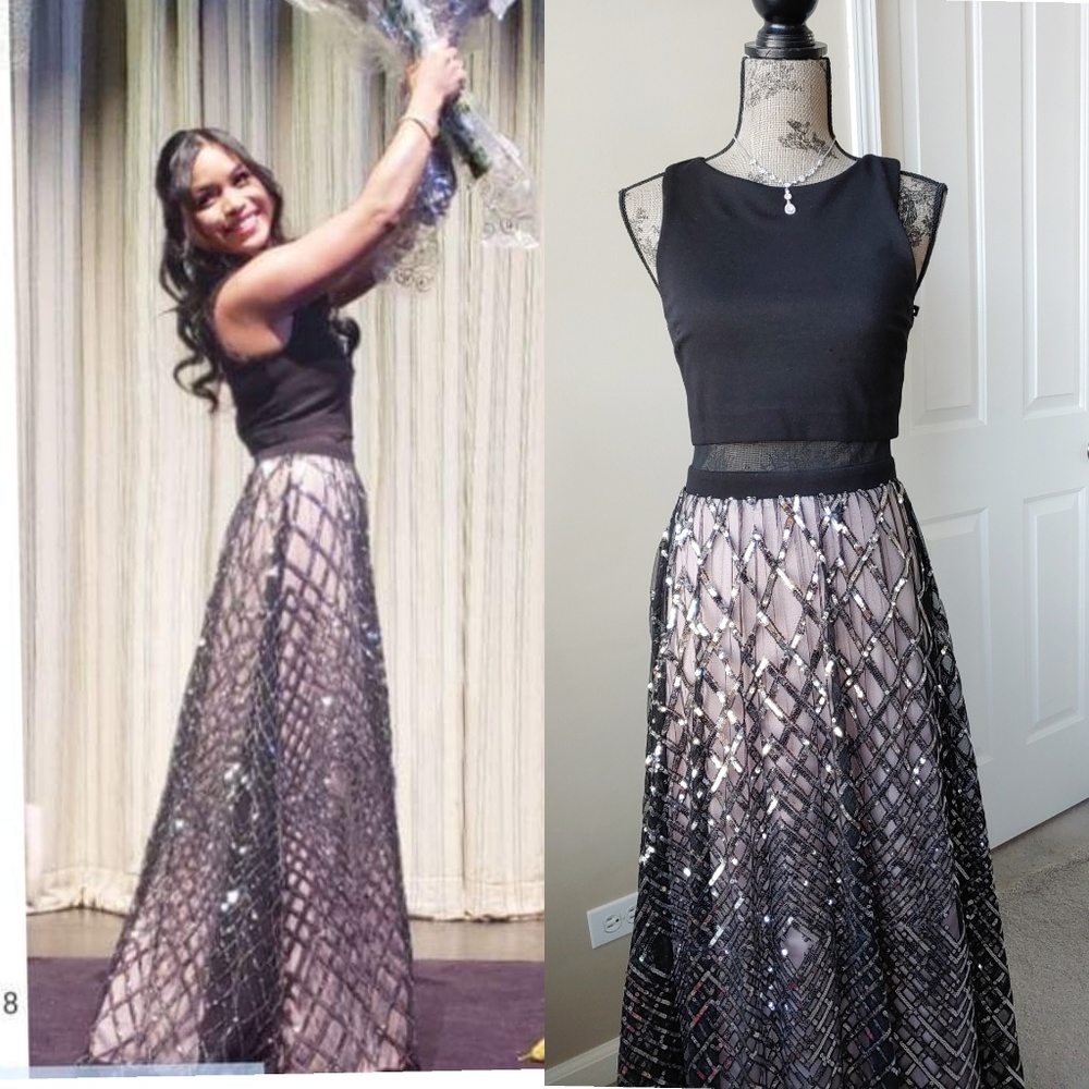 Goegoes gown